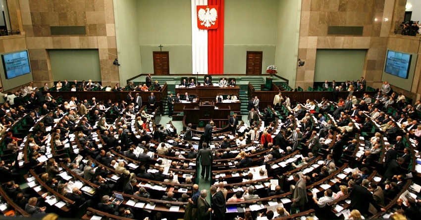 Сейм Польши осудил попытки российских политиков переписывать историю