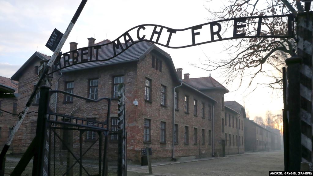 Сегодня 75-ая годовщина освобождения Аушвица-Биркенау: бывшие узники приехали в бывший лагерь смерти