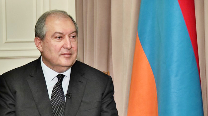 Президент Армении поздравил соотечественников с Рождеством и Богоявлением
