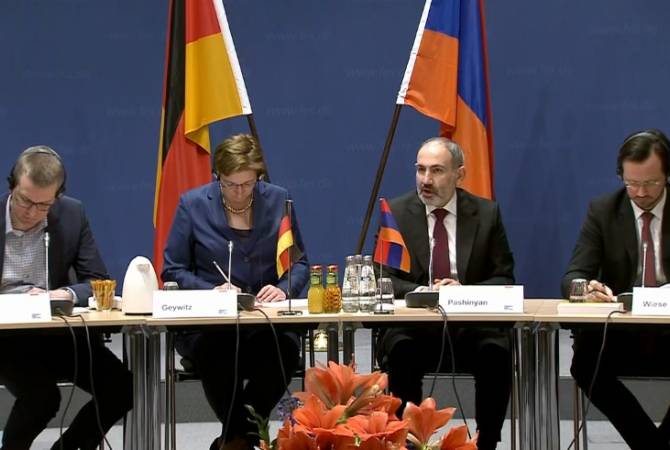 Карабахский конфликт не может иметь одностороннего решения: Пашинян — азербайджанцу в Берлине