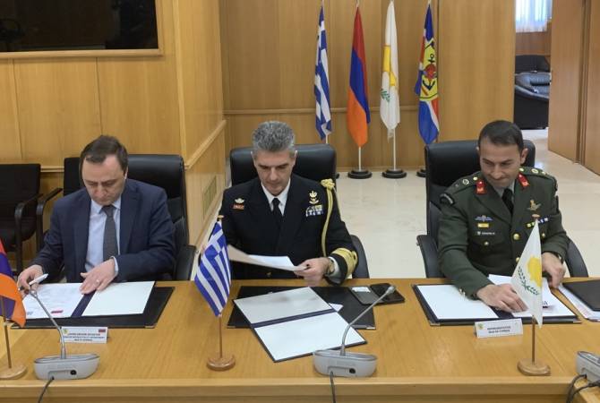 МО Армении, Греции и Кипра в Афинах подписали Трехсторонний план действий