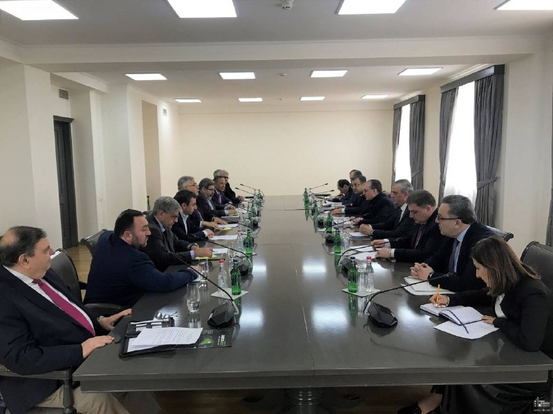 В МИД Армении состоялась встреча с представителями Армянского Национального Комитета Америки
