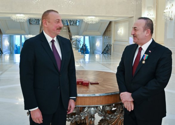 Алиев назвал Роберта Кочаряна «политзаключенным» и обиделся на Совет Европы