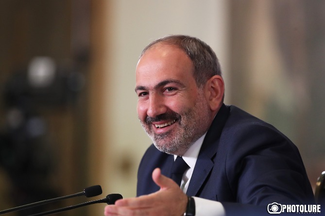 Премьер-министр Армении утвердил состав специализированной комиссии по конституционным реформам