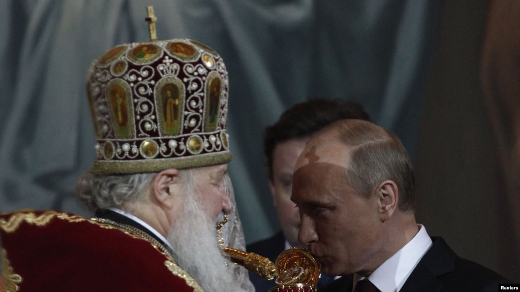 Патриарх Кирилл предложил упомянуть Бога в новой Конституции России