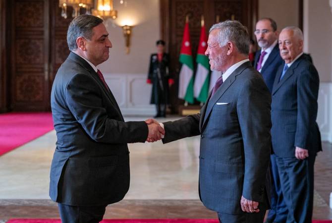 Посол Армении Тигран Геворгян вручил верительные грамоты королю Иордании