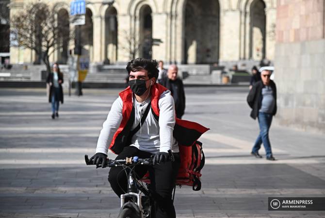 61% граждан Армении оптимистичны в преодолении коронавируса: соцопрос