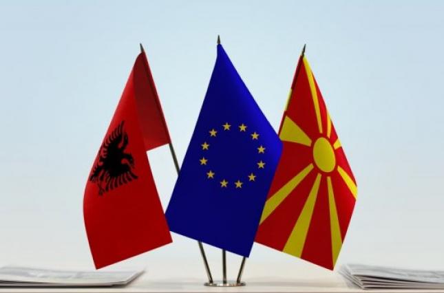 США приветствуют начало переговоров Брюсселя с Албанией и Северной Македонией о членстве в ЕС