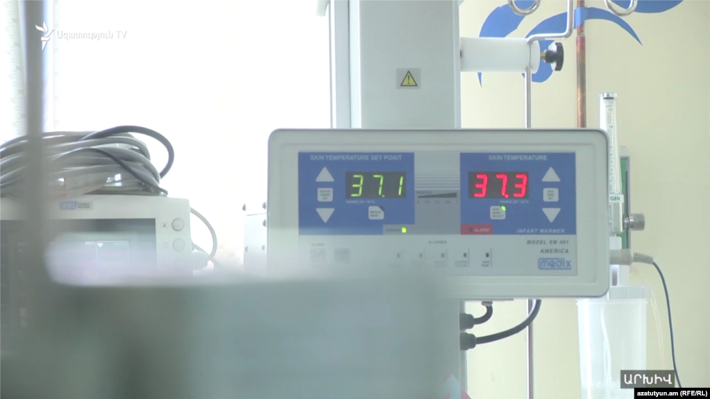 В инфекционной больнице «Норк» скончался пациент с пневмонией: коронавирус у него не обнаружен — Минздрав