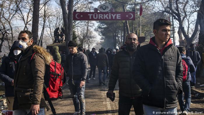 Президент Европейского совета отправится на границу Греции с Турцией из-за кризиса мигрантов