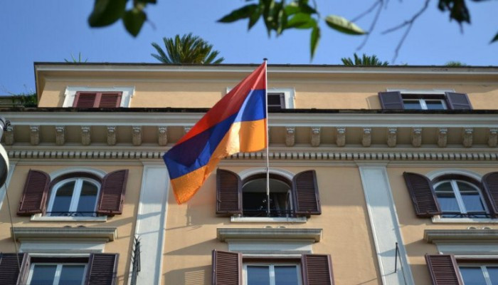 Посольство Армении в Италии просит армянских граждан в стране выйти на связь: подробности