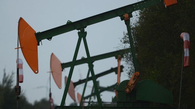 Впервые в истории цена американской нефти WTI рухнула ниже нуля