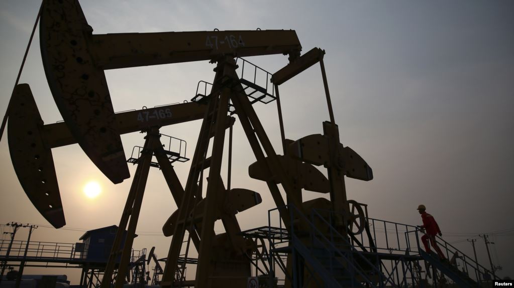 26 стран-производителей нефти подписали соглашение о сокращении добычи