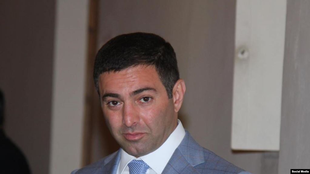 Экс-депутат парламента Артур Геворгян утверждает, что узнал из прессы об объявлении в розыск