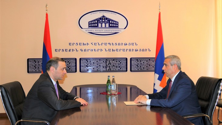 Секретарь Совбеза Армении и глава МИД Арцаха встретились в Степанакерте