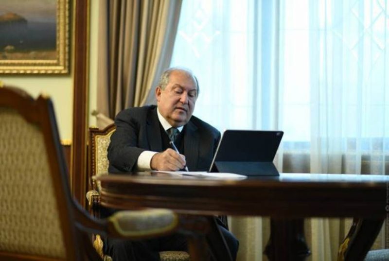 Президент Саргсян подписал закон «О конфискации незаконного имущества» и 14 смежных законов