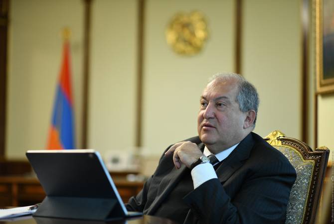 Президент Саргсян видит необходимость развития сферы электронного правительства в Армении