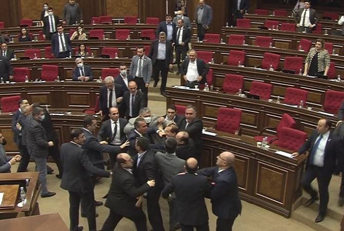 ССС отказалась возбуждать уголовное дело по факту инцидента в парламенте Армении 8 мая