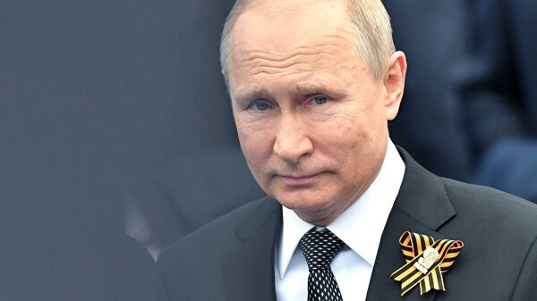 Путин: «Не нужно все время хвататься за наше героическое прошлое»