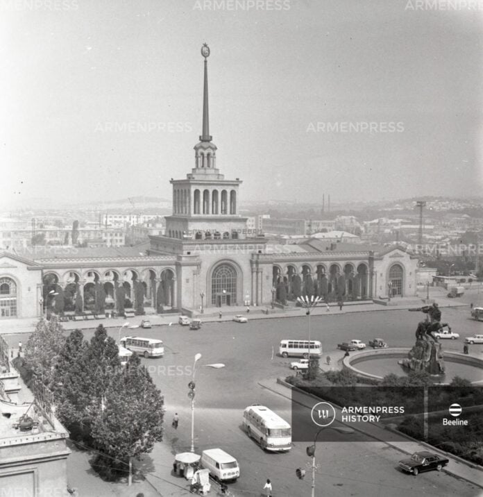 Кровавое воскресенье Еревана: 27 мая 1990 год