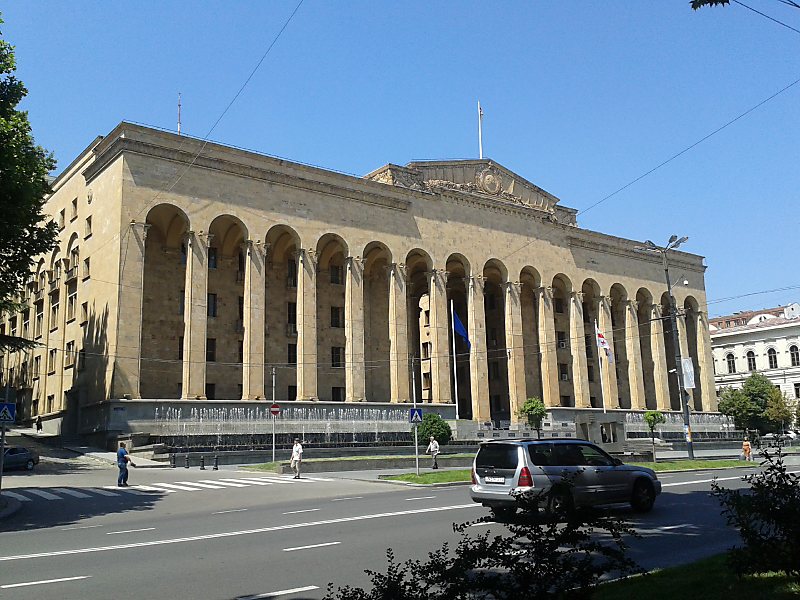 Парламент Грузии завершил процесс конституционных изменений касательно системе выборов