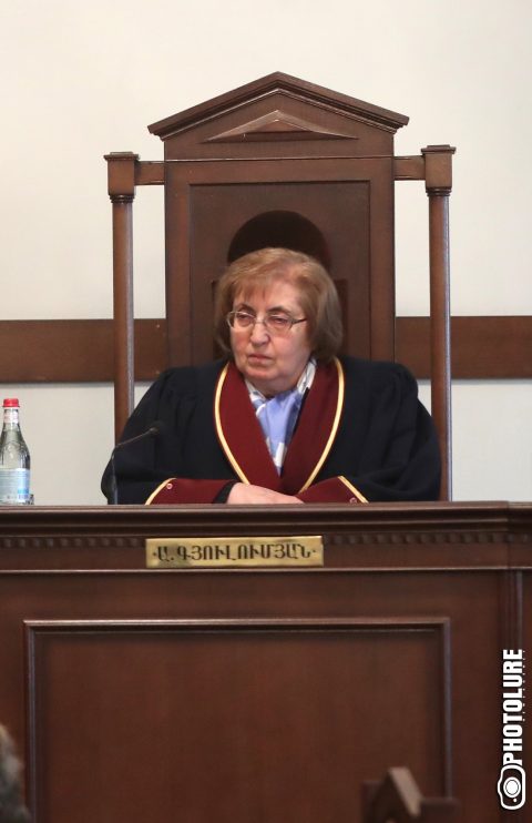 «Я лично обращусь в Административный суд, в Европейский суд, думаю, что Грант Назарян и Феликс Тохян тоже не будут молчать»: Альвина Гюлумян