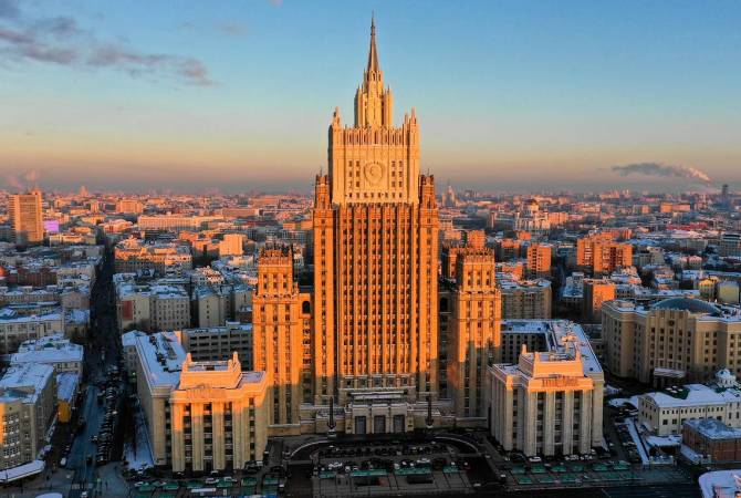 Москва настроена активно содействовать налаживанию политического диалога между Ереваном и Баку: МИД РФ