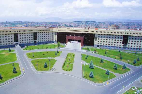 МО: Армения готова позволить эвакуацию погибших и раненых азербайджанцев при условии прекращения огня