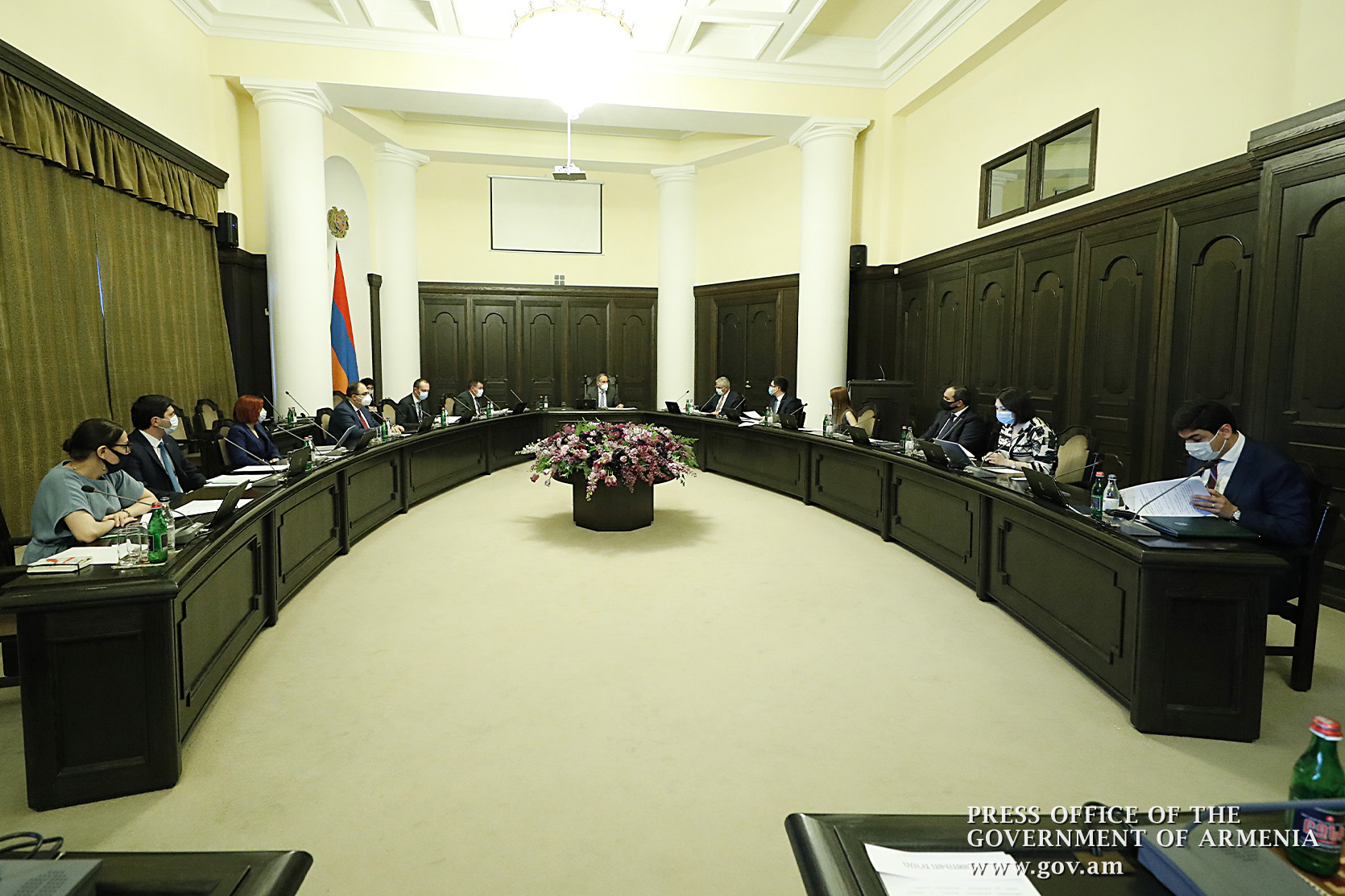 В Армении впервые проведено изучение добропорядочности подлежащих назначению на госдолжности кандидатов: премьер-министр