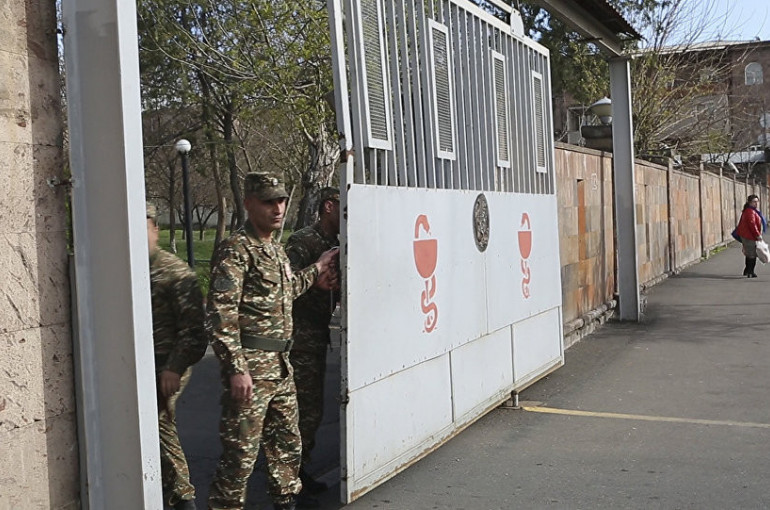 10 военнослужащих ВС Армении с ранениями получают лечение: Шушан Степанян