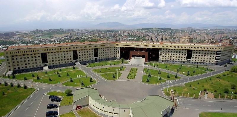 МО: на границе Армения-Азербайджан обстановка относительно спокойна