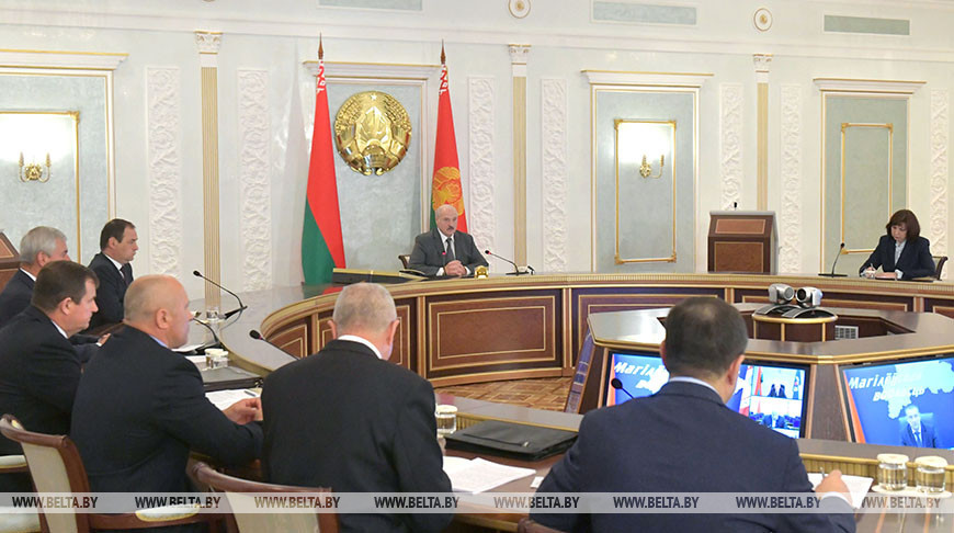 «В Минске не должно быть больше беспорядков»: Лукашенко «поручил» КГБ и МВД Беларуси