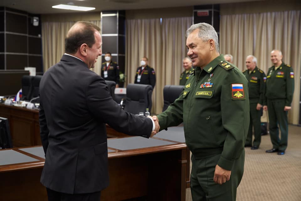 В Москве состоялась встреча министров обороны Армении и России: видео
