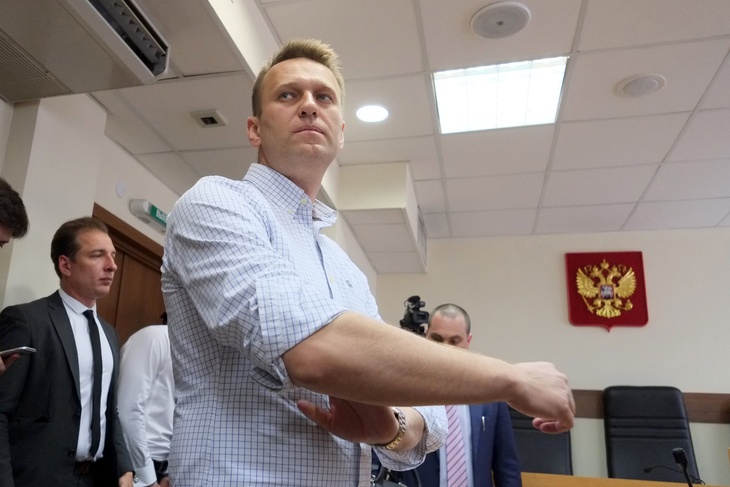 Соратник Навального: полиция нашла яд, которым отравлен оппозиционный политик