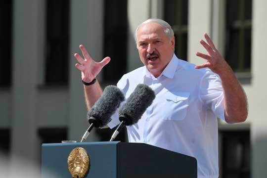 Дилемма диктаторов: почему Лукашенко не уходит — Андрей Колесников