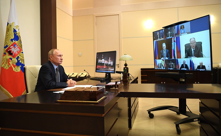 Путин провел совещание в Совбезе РФ «с упором на положение дел на постсоветском пространстве»