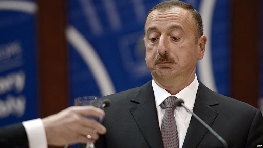 Алиев позвонил Путину и пожаловался на поставки оружия в Армению