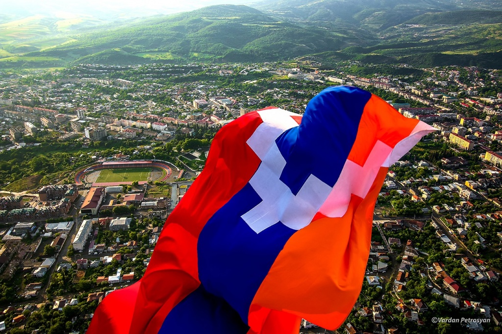 Всеармянский Фонд «Айастан»: общенациональная кампания по сбору средств «Мы и наши границы: все за Арцах»