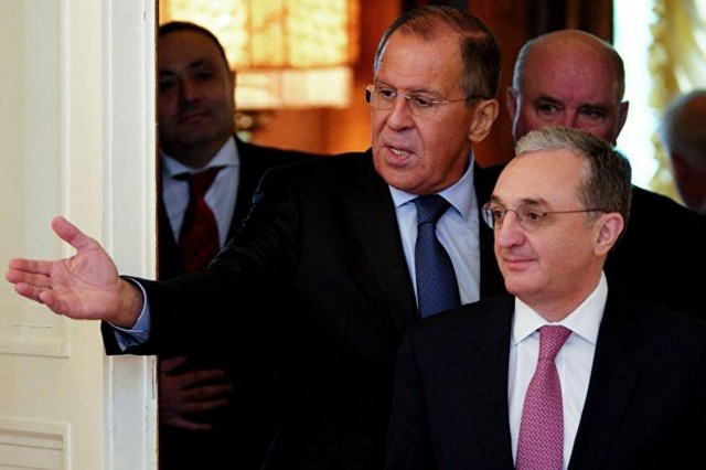 Москва продвигает свой поэтапный план по Карабаху