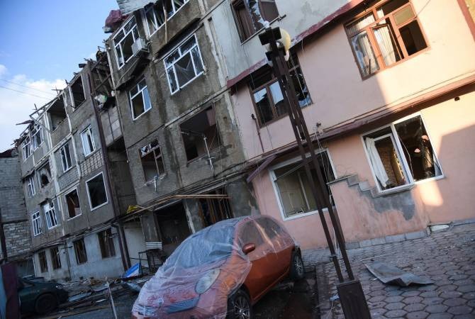 Азербайджан утром вновь обстрелял Степанакерт: Арцрун Ованнисян