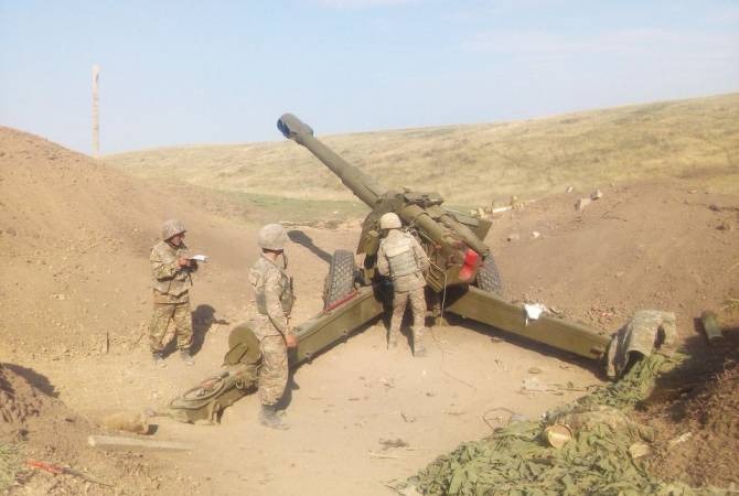Азербайджан с утра возобновил активный артиллерийский огонь на двух направлениях