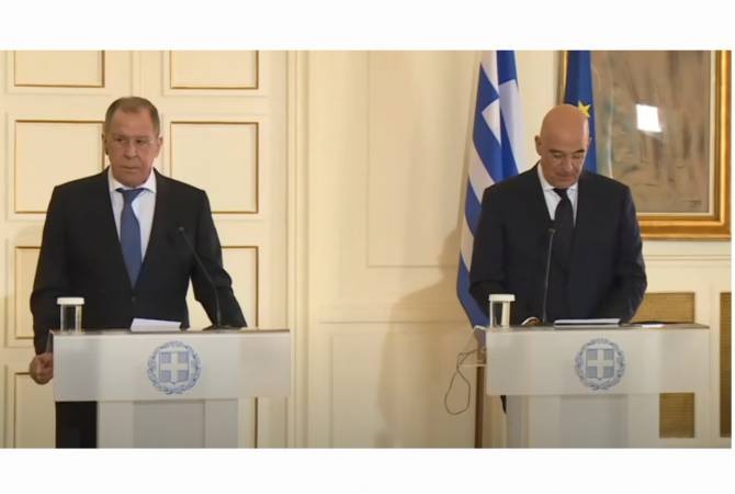 Главы МИД Греции и РФ обсудили меры по достижению мира в зоне карабахского конфликта