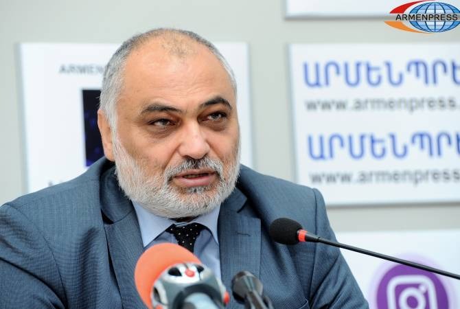 Рубен Сафрастян: решение об интенсификации огня принято не в Баку, а в Анкаре