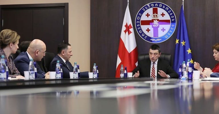Совбез Грузии: Тбилиси прекращает транзит военных грузов в Армению и Азербайджан