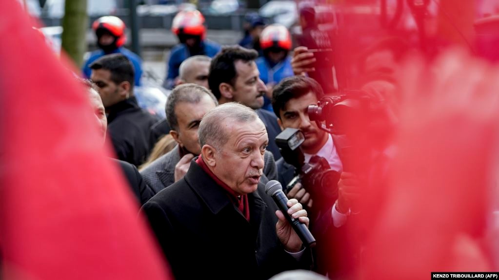 Эрдоган утверждает: «государства Минской тройки вооружают Армению»