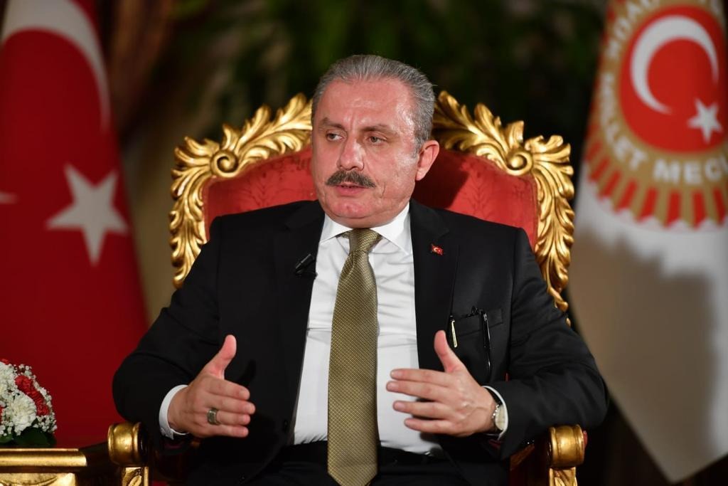 Анкара «всегда и всеми способами готова поддержать» Азербайджан: спикер Меджлиса Турции