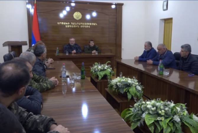 Президент Арцаха обсудил с фракциями Национального Собрания сложившуюся военно-политическую ситуацию