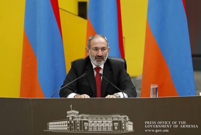 Премьер-министр Армении проводит онлайн пресс-конференцию