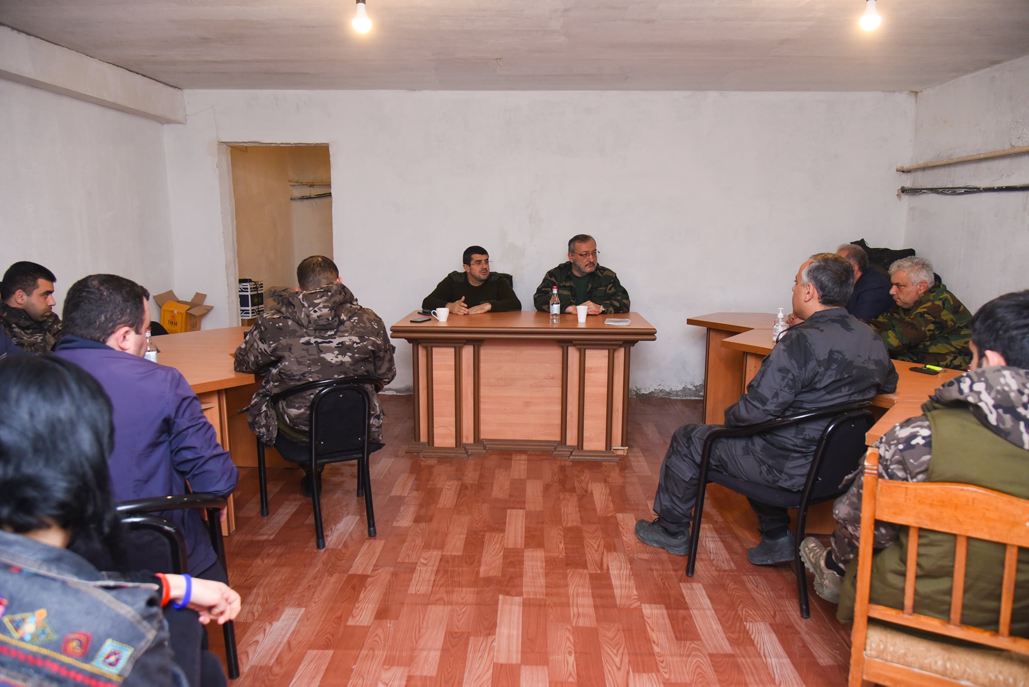 Араик Арутюнян провел встречу с фракциями Национального Собрания Республики Арцах: фото