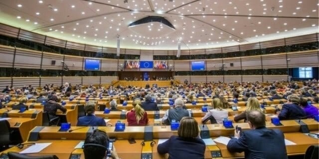 Европарламент проголосовал за введение санкций против Турции